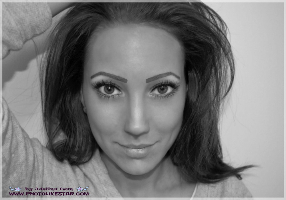 2.BLACK & WHITE